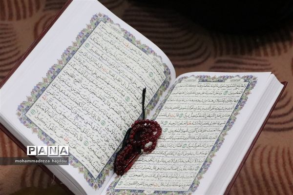 احیا قرآنی شب عاشورا در شهرستان ساوه