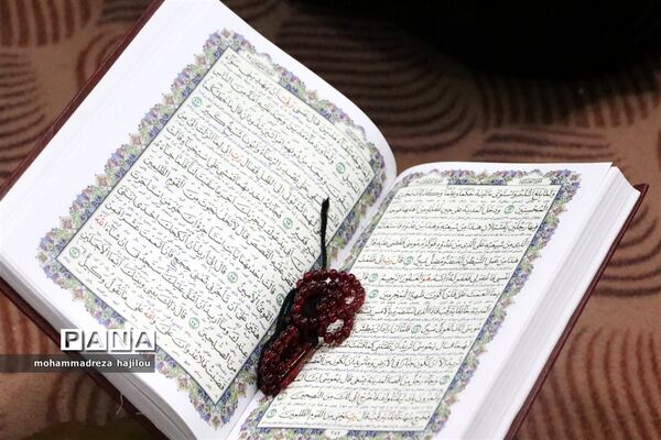 احیا قرآنی شب عاشورا در شهرستان ساوه