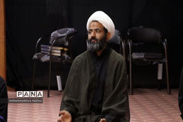 احیا قرآنی شب عاشورا در شهرستان ساوه