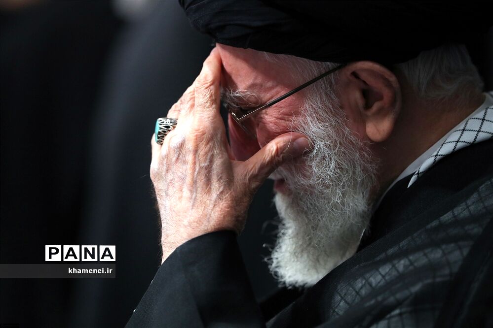 عزاداری شب تاسوعا با حضور رهبر انقلاب