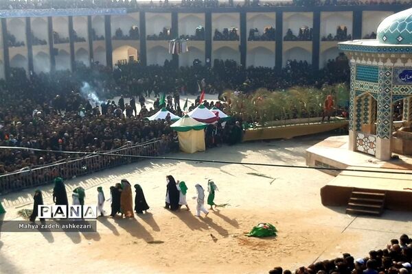 ‌عزاداری و نخل‌برداری مردم حسینی اشکذر در روز عاشورا