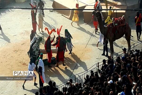 ‌عزاداری و نخل‌برداری مردم حسینی اشکذر در روز عاشورا