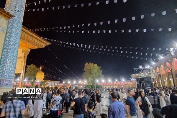 شب عاشورا در حرم مطهر احمد بن موسی کاظم(ع) شاهچراغ