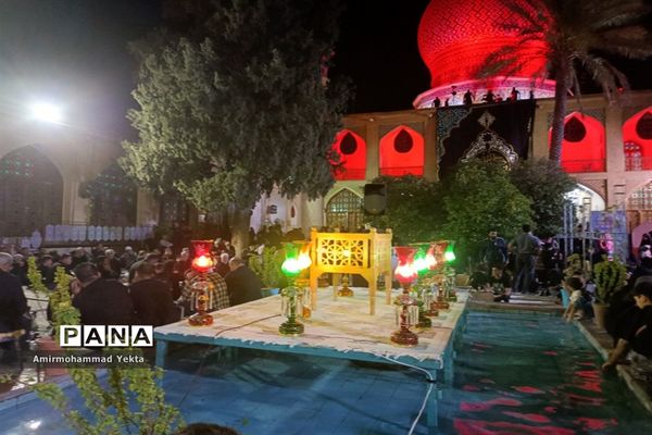 مراسم  عزاداری شام غریبان در حرم  مطهر علی بن حمزه(ع)