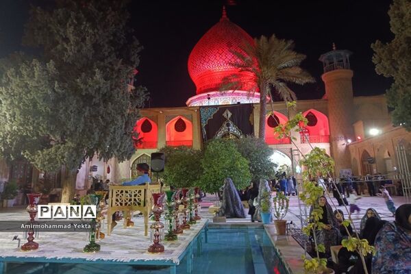 مراسم  عزاداری شام غریبان در حرم  مطهر علی بن حمزه(ع)