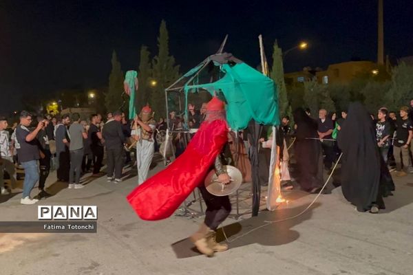 مراسم تعزیۀ خیمه‌سوزانی شام غریبان در شیراز