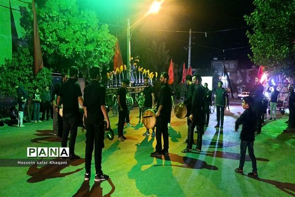 مراسم عزاداری شب شام غریبان در هیات محبین حضرت ابولفضل (ع) در شیراز