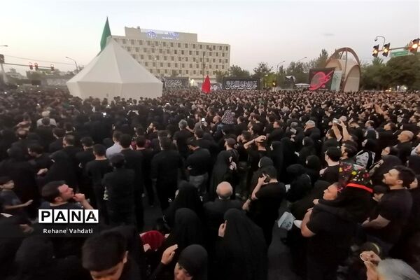 مراسم خیمه‌سوزان در مشهد