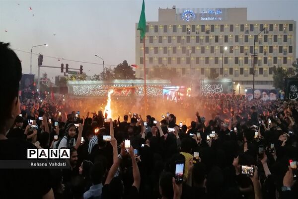 مراسم خیمه‌سوزان در مشهد