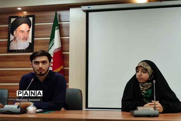 برگزاری اولین کارگاه مجری‌گری با حضور دبیر کارگروه دانش‌آموز زینب طلوع