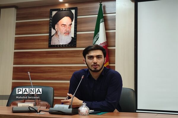 برگزاری اولین کارگاه مجری‌گری با حضور دبیر کارگروه دانش‌آموز زینب طلوع