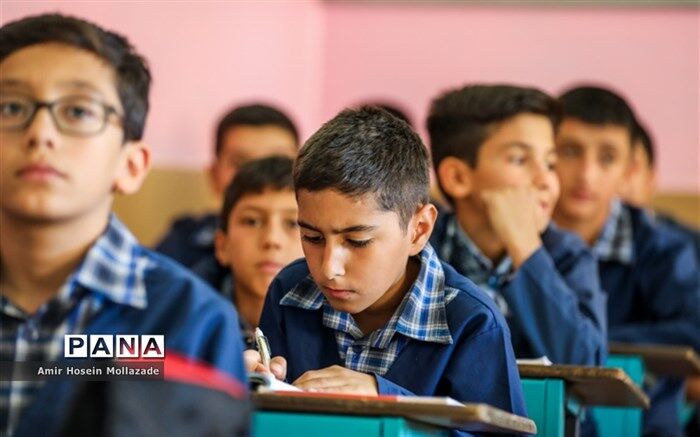 کشف استعدادهای برتر دانش‌آموزان در مدرسه تابستانی هوش مصنوعی
