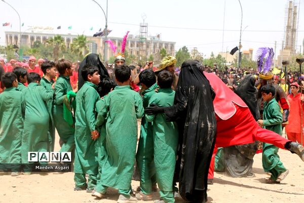 جلوه‌هایی از عزاداری و تعزیه حسینی در قم -1