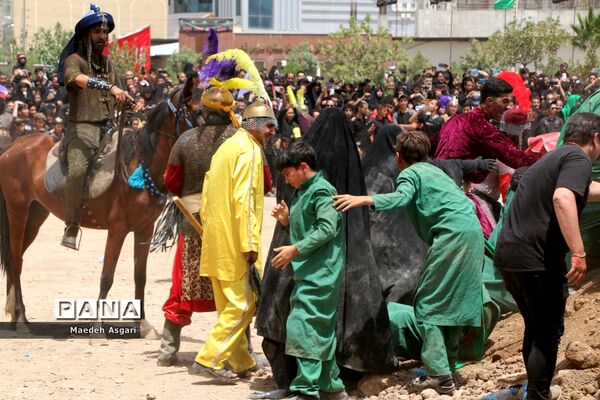 جلوه‌هایی از عزاداری و تعزیه حسینی در قم -1