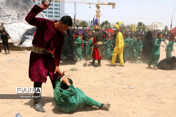 جلوه‌هایی ازعزاداری و نمایش تعزیه در قم -2