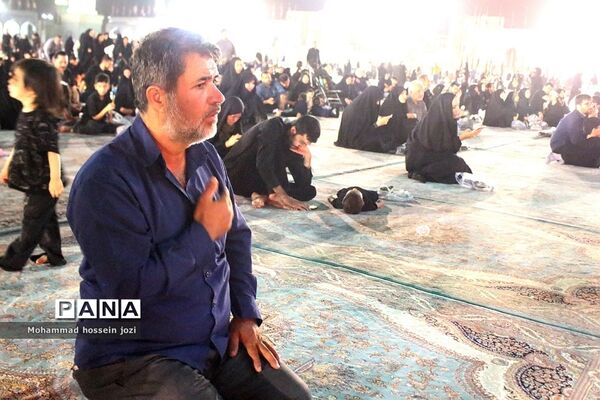 مراسم شام غریبان امام حسین (ع) در مسجد مقدس جمکران