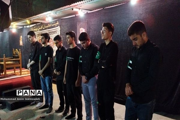 برگزاری مراسم عزاداری در دبیرستان شاهد‌ کوثر شهرستان رباط‌کریم