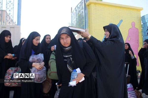 اعزام سومین کاروان دانش‌آموزان زیارت اولی استان بوشهر