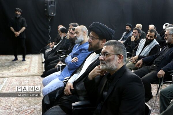 آیین رونمایی از کتیبه بانوان عاشورایی در هیات هنر و رسانه