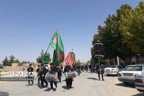 سوگواری ایام عزاداری حسین (ع) در قادرآباد فارس