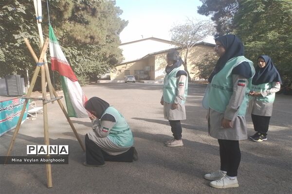 برگزاری کارگاه آموزش هویت تشکیلاتی سازمان دانش‌آموزی در اولین روز اردوهای استانی یاورمربیان