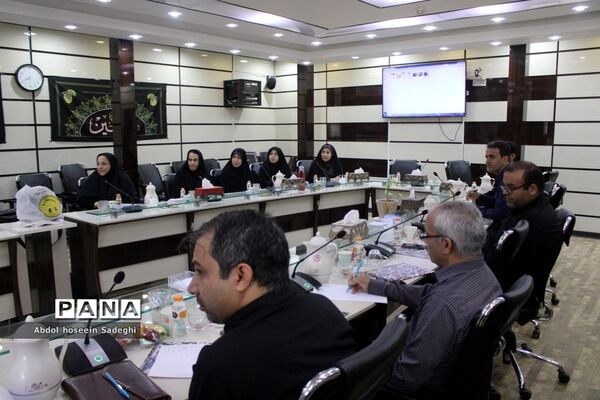 دوره آموزشی توجیهی کارشناسان مدارس و مراکز غیر‌دولتی و توسعه مشارکت‌های مردمی استان بوشهر