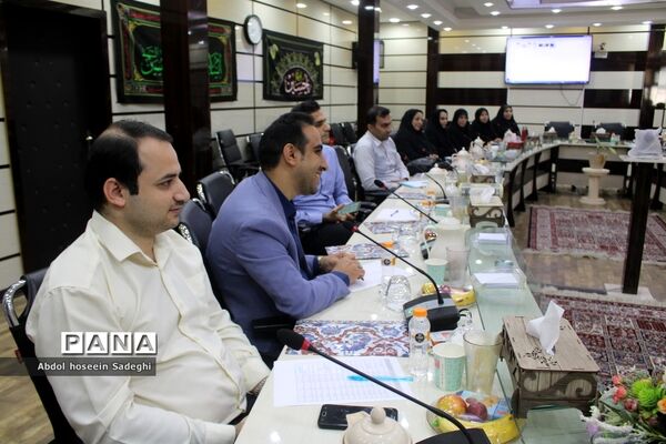 دوره آموزشی توجیهی کارشناسان مدارس و مراکز غیر‌دولتی و توسعه مشارکت‌های مردمی استان بوشهر