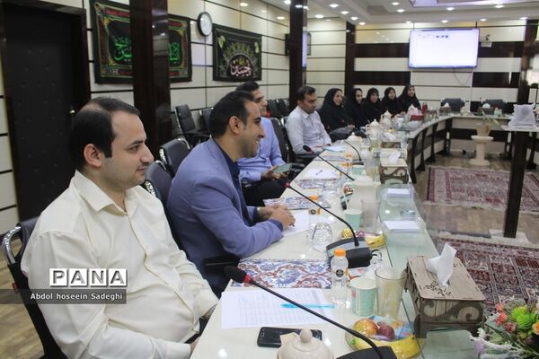 دوره آموزشی توجیهی کارشناسان مدارس و مراکز غیر‌دولتی و توسعه مشارکت‌های مردمی استان بوشهر
