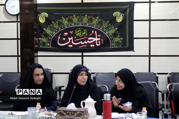 دوره آموزشی توجیهی کارشناسان مدارس و مراکز غیر‌دولتی و توسعه مشارکت‌های مردمی استان بوشهر