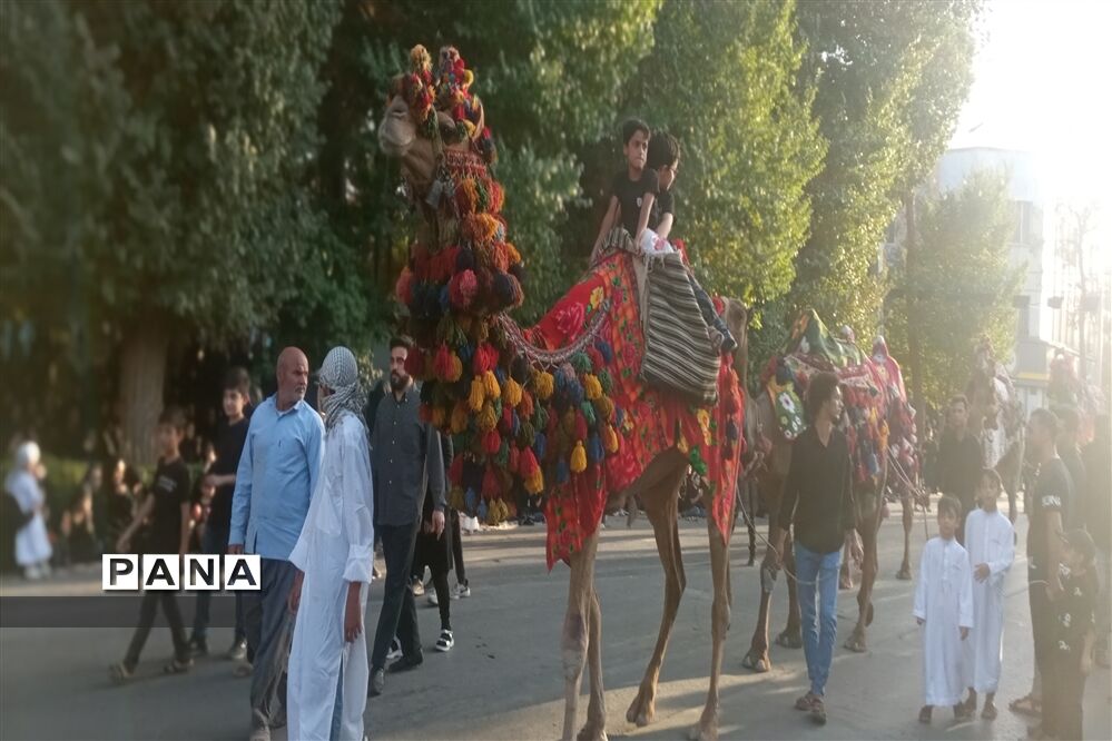گرامیداشت آیین سوم امام حسین(ع) با بازسازی دسته بنی اسد