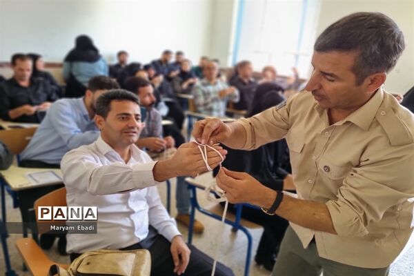 دوره آموزشی مهارتی مربیان عضو سازمان دانش‌آموزی جنوب آذربایجان غربی (قطب 2)