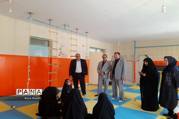 بازدید رئیس سازمان دانش‌آموزی آذربایجان غربی از روند اجرای طرح هفت‌سنگ در شاهین دژ