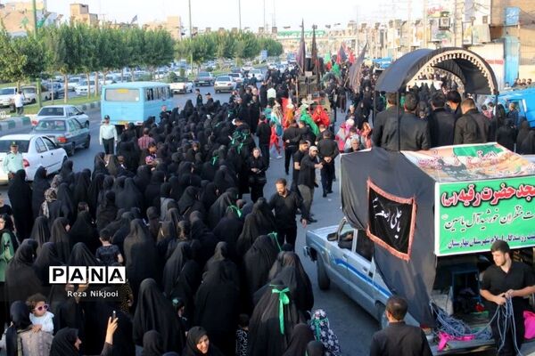 حرکت کاروان زینبیون در شهرستان بهارستان