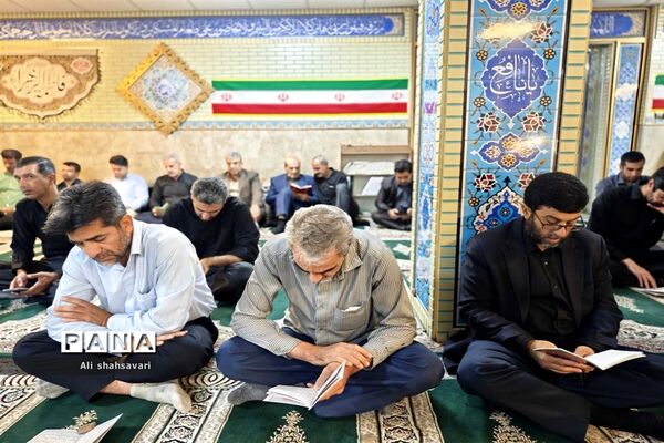 مراسم زیارت عاشورا و سوگواری حضرت ابا‌عبدالله‌الحسین(ع)