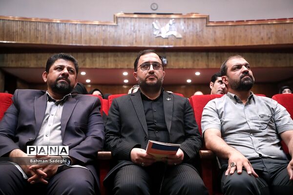 دورهمی فعالان حوزه کودک و نوجوان