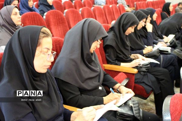 دوره آموزشی تشریح برنامه‌ها و فعالیت‌های سازمان دانش‌آموزی