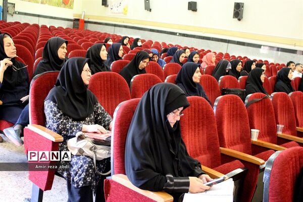 دوره آموزشی تشریح برنامه‌ها و فعالیت‌های سازمان دانش‌آموزی