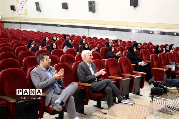 دوره آموزشی تشریح برنامه‌ها و فعالیت‌های سازمان دانش‌آموزی
