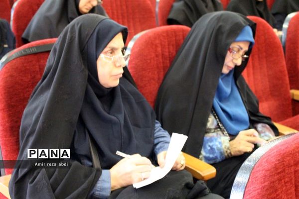 دوره آموزشی تشریح برنامه‌ها و فعالیت‌های سازمان دانش‌آموزی