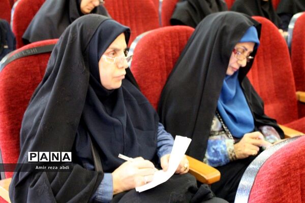 دوره آموزشی تشریح برنامه‌ها و فعالیت‌های سازمان دانش‌آموزی