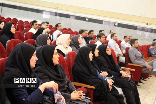 دوره آموزشی تشریح برنامه‌ها و فعالیت‌های سازمان دانش‌آموزی