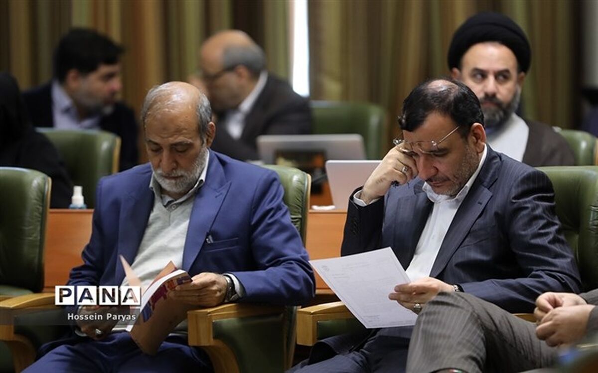 بررسی گزارش حسابرس رسمی شورا در خصوص عملکرد مالی سازمان تاکسیرانی