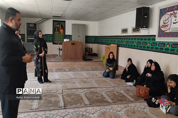 جلسه آماده‌سازی دختران عضو سازمان دانش‌آموزی  رباط کریم برای اعزام به اردوی یاور‌مربیان شهرستان‌های تهران