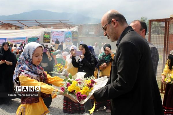 کلنگ زنی مدرسه ۶ کلاسه شهید زاهدی در گلوگاه