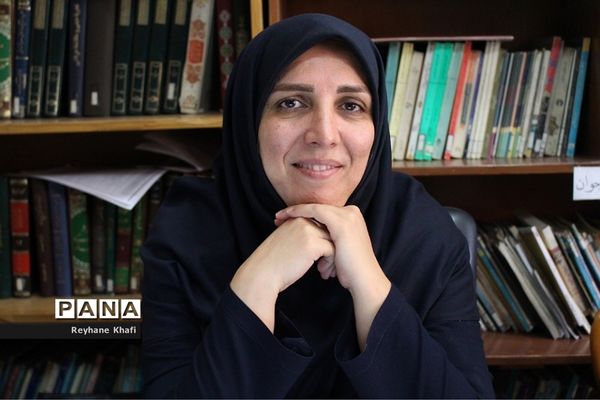 اجرای طرح لبخند مربیان و یاورمربیان شهرستان‌های استان تهران در اردوی استانی یاورمربیان دختر