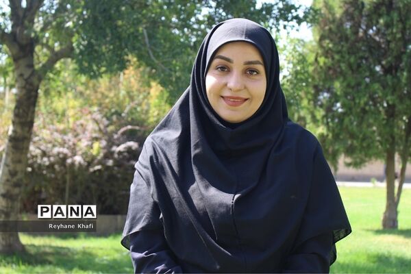 اجرای طرح لبخند مربیان و یاورمربیان شهرستان‌های استان تهران در اردوی استانی یاورمربیان دختر