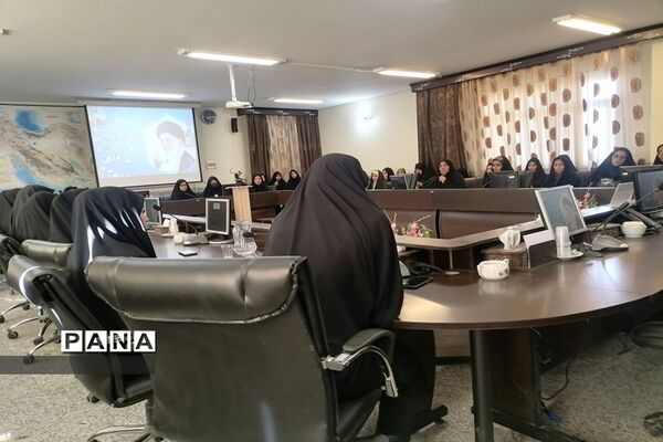 برگزاری جلسه تئوری روایتگران محله و روستا در دهاقان