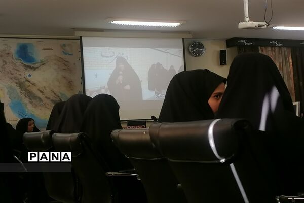 برگزاری جلسه تئوری روایتگران محله و روستا در دهاقان