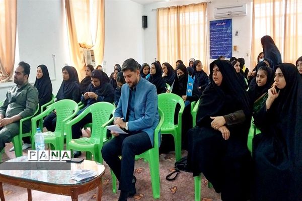 جلسه پرسش و پاسخ تشکل های دانش‌آموزی با مسئولان پارسیان