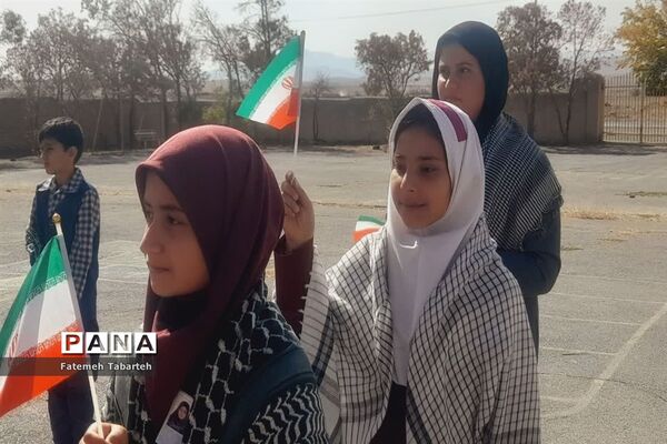 گرامیداشت هفته بسیج دانش‌آموزی در شهرستان فراهان